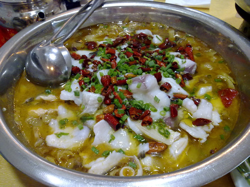 孕妇能吃酸菜鱼吗？怀孕吃酸菜鱼好不好？