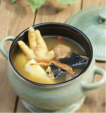 孕妇能喝蛇汤吗？怀孕喝蛇汤要防寄生虫