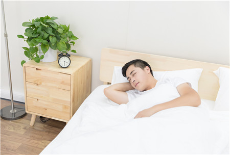 裸睡可以提高精子质量吗 裸睡对男性好吗？2
