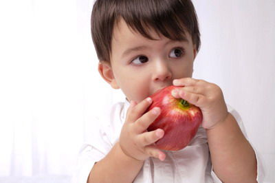 宝宝秋季吃什么水果好？