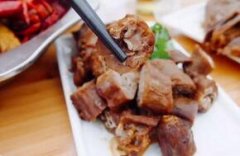 孕妇能吃鸭脖吗？怀孕吃鸭脖子对胎儿有影响吗