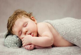 宝宝睡觉打鼾正常吗？宝宝睡觉打鼾怎么办