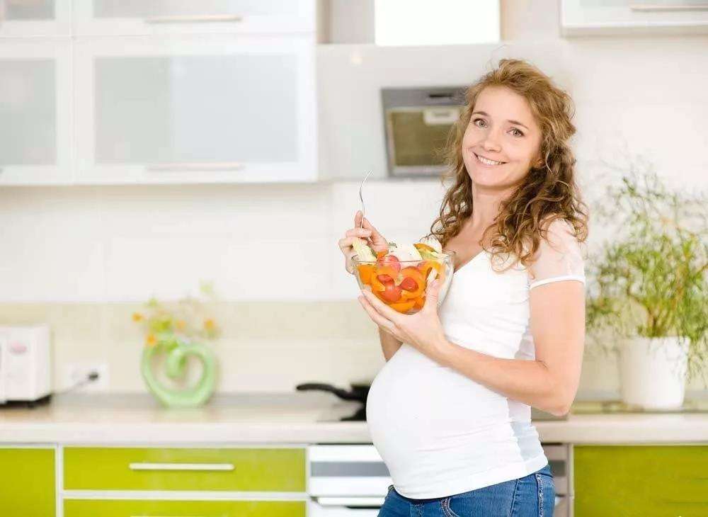 怀孕中期胎儿发育